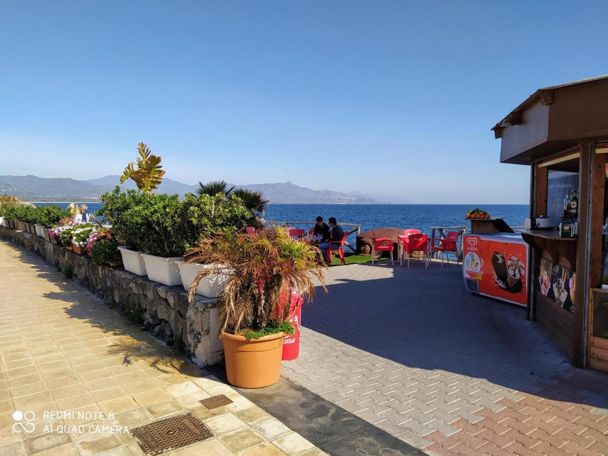 Casa Vacanze I Mori Mascali Zewnętrze zdjęcie